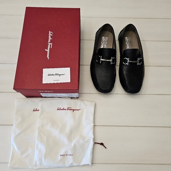 Ferragamo Black Leather Driver with Gancini Ornament Size 10 EE (10.5 to 11US) - Picture 4 of 16